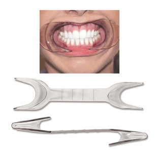 Cheek retractor double ended autoclavable (2pc)